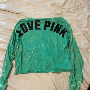 VS Pink splatter crop shirt